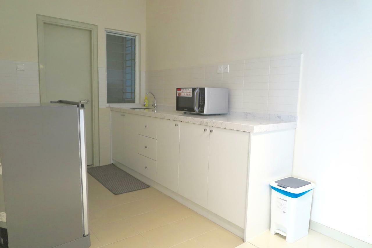 1 Bedroom Ttdi Adina Sek 13 Шах-Алам Экстерьер фото